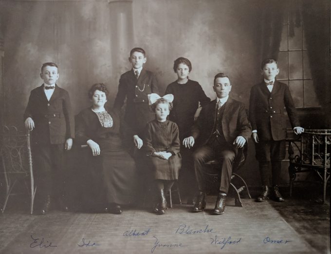 Al Brooks Moms Family - 1919